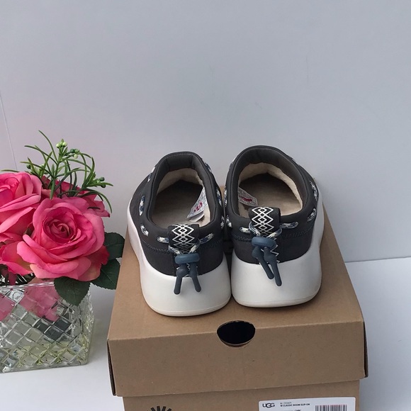 UGG Classic Boom Slip-On - Picture 4 of 8